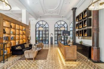 One-Bedroom King Suite — Banheiro